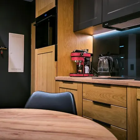 Lema Tauron Arena Two Bedroom דירה